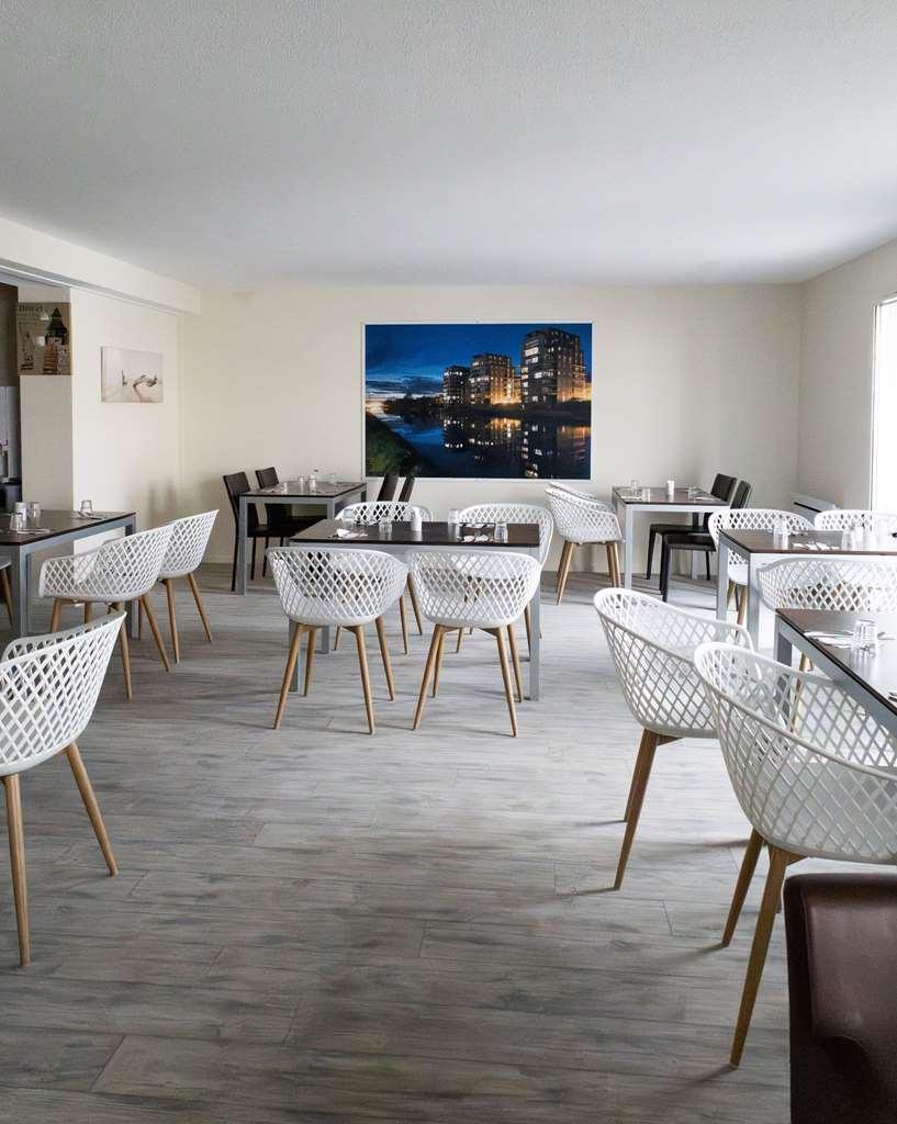Brit Hotel Confort Saint-Lo Ristorante foto